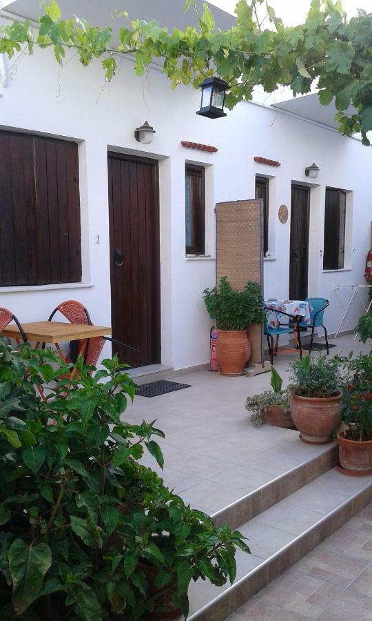 פליאוחורה Αmmos Rooms מראה חיצוני תמונה